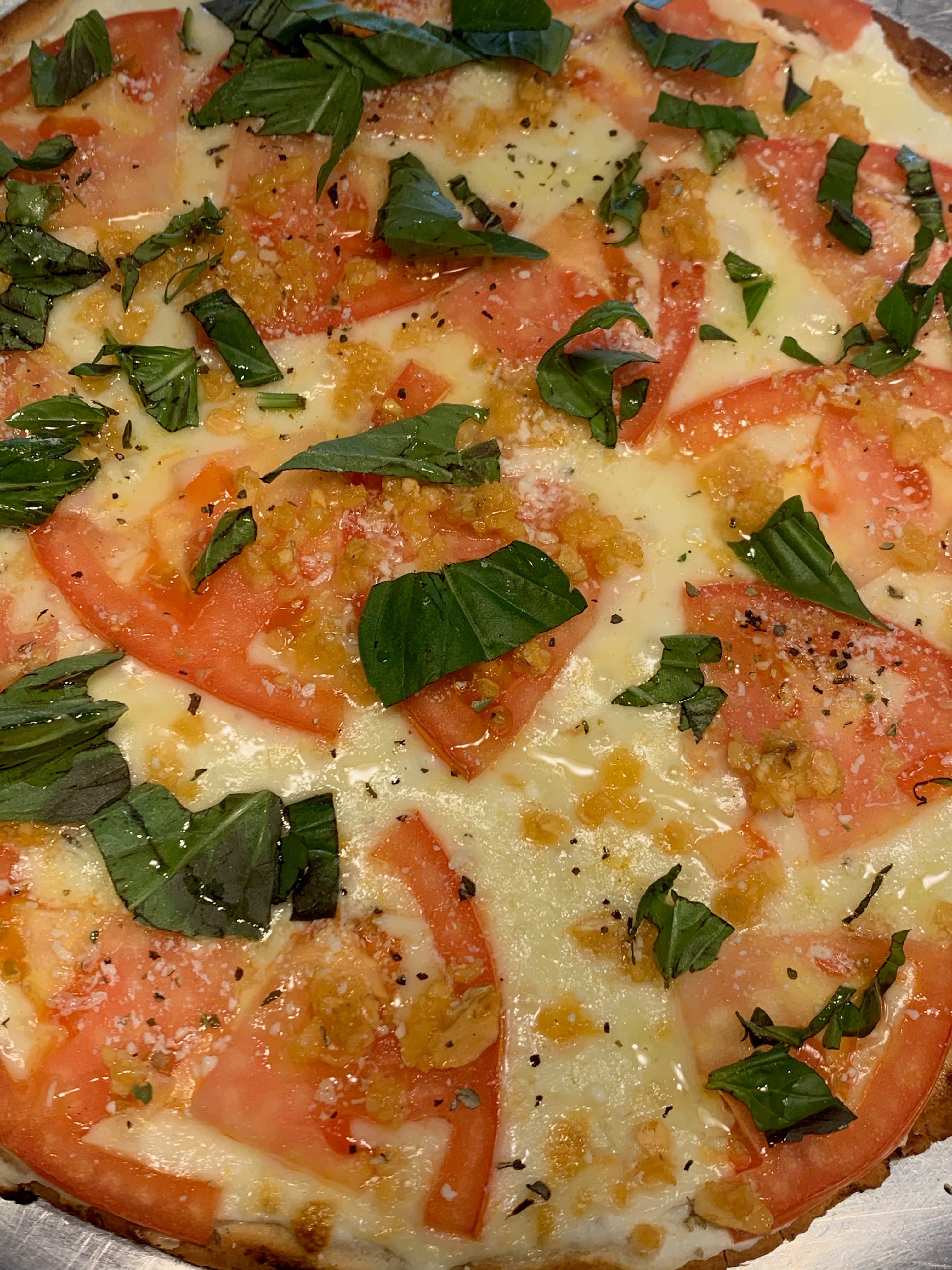 Order Capri Pizza - Small food online from Il Forno store, Branchburg on bringmethat.com