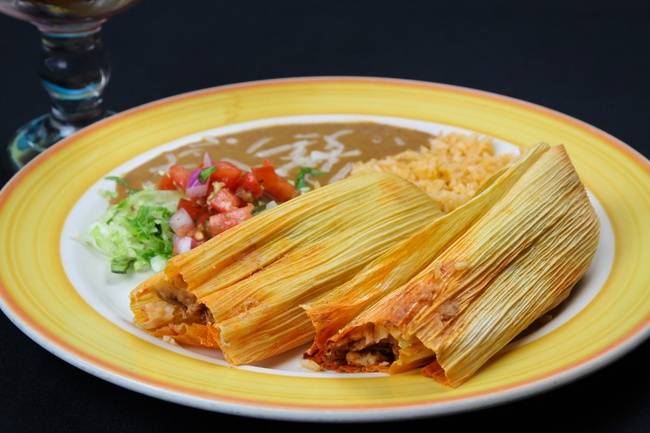 Order Tamale Dinner food online from Cuco Taqueria store, Columbus on bringmethat.com