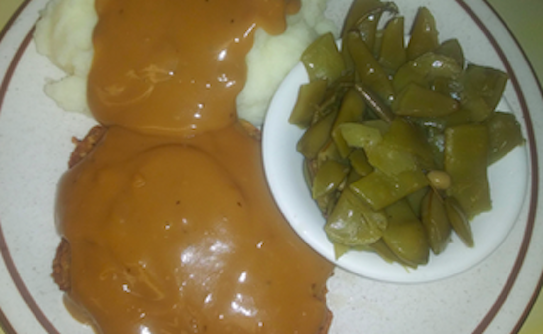 Order Chuckwagon Steak with Gravy food online from Amber Restaurant store, Knoxville on bringmethat.com