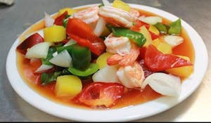 Order 43. Sweet & Sour food online from Lisu's Thai Taste | Roseville store, Roseville on bringmethat.com