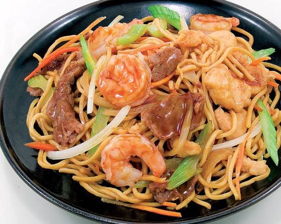 Order House Chow Mein food online from Chinatown Express store, Los Angeles on bringmethat.com