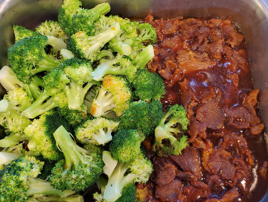 Order Broccoli Beef Party Tray (medium tray 10 to 15 people) food online from Chinatown Express store, Los Angeles on bringmethat.com