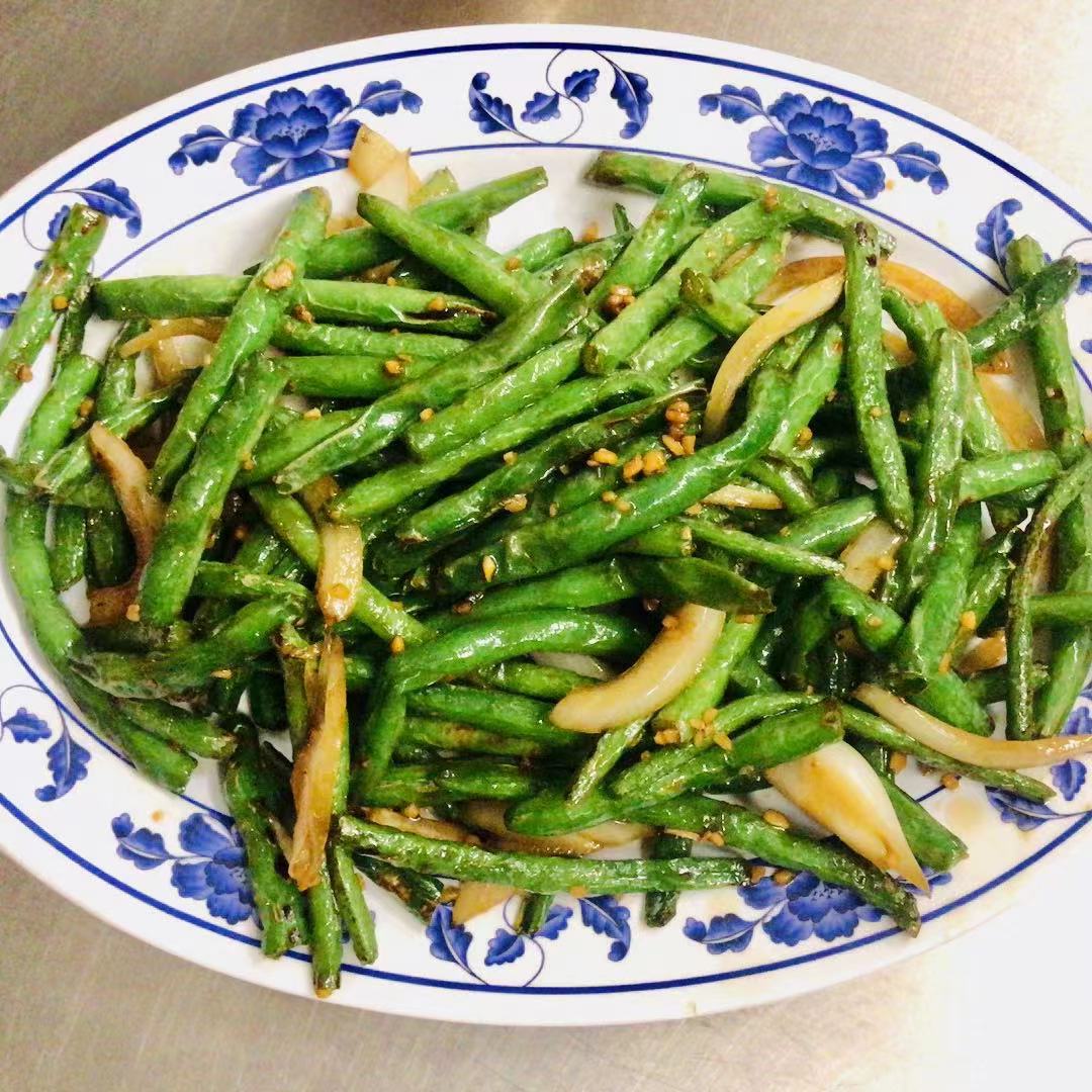 Order Garlic String Beans food online from East Chinatown store, Modesto on bringmethat.com