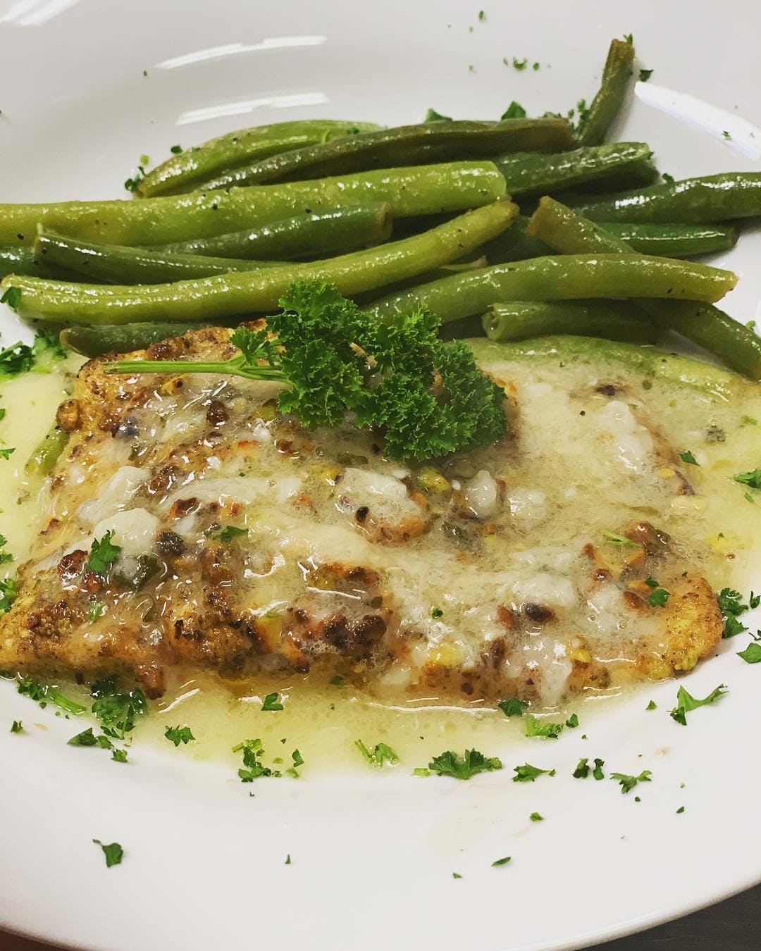 Order Lemony Salmon Piccata - Entree food online from Linda's Pizza & Restaurant store, Manchester Township on bringmethat.com