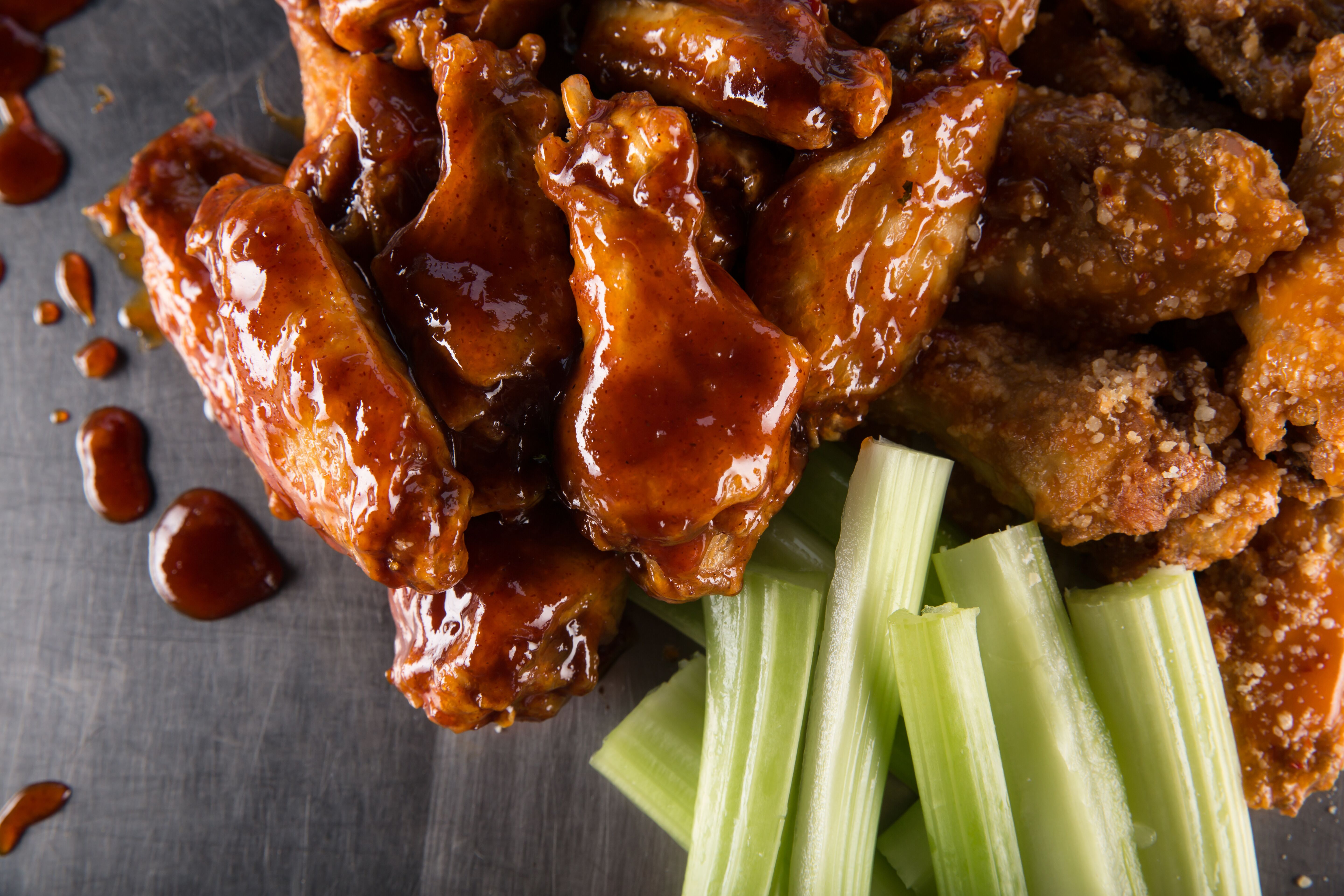 Order Traditional Wings food online from Paninis Brunswick store, Brunswick on bringmethat.com