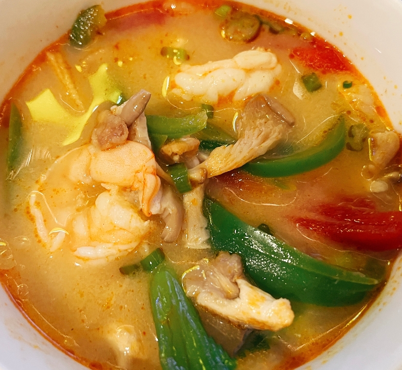 Order Tom Yum Soup food online from Ginza store, Bloomfield on bringmethat.com