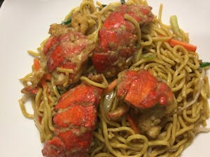 Order LOBSTER LOMEIN food online from Lemongrass Cafe store, Louisville on bringmethat.com