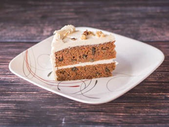 Order Carrot Cake food online from Pat Pizza & Pasta store, New Castle on bringmethat.com