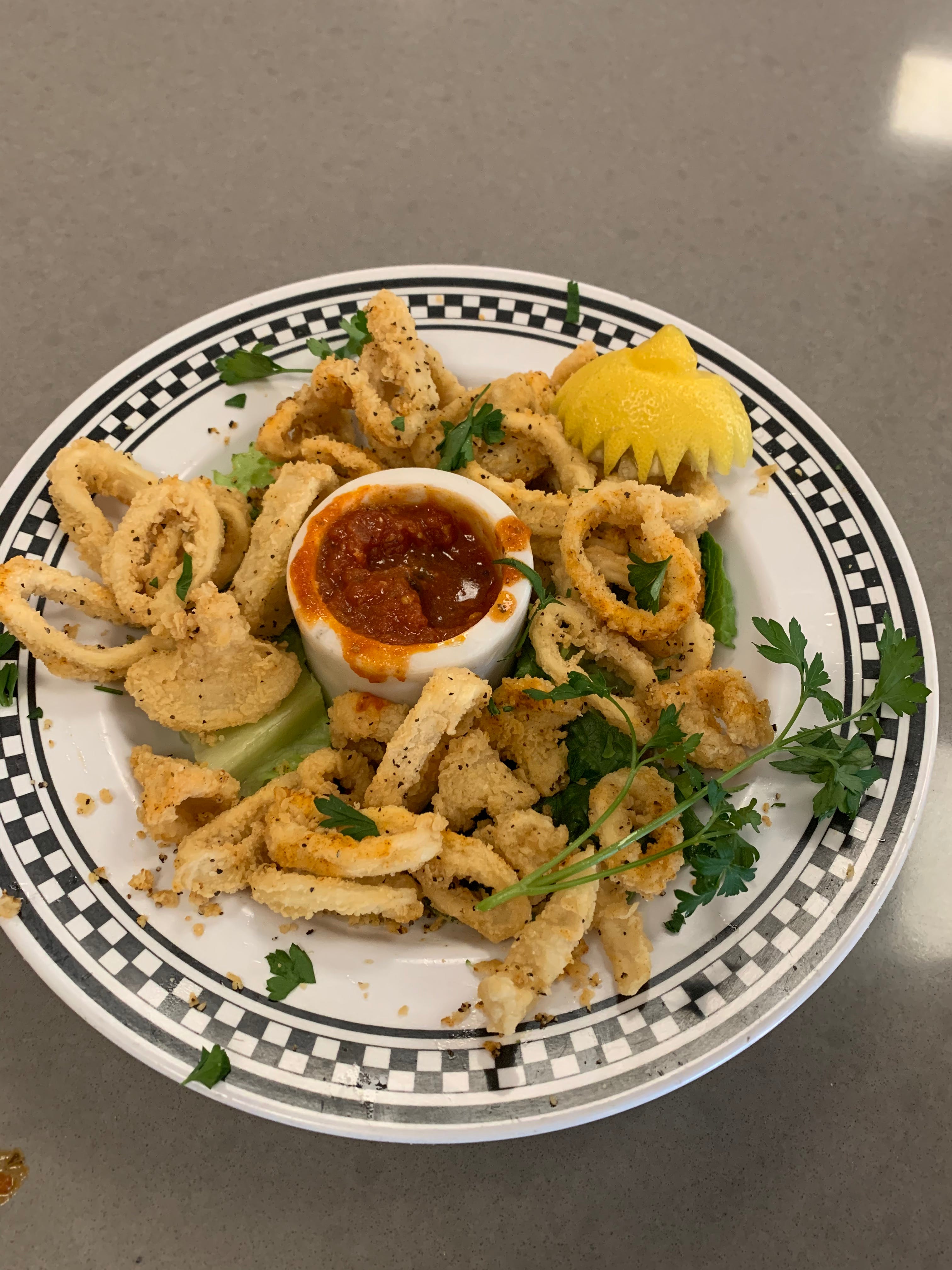 Order Fried Calamari - Appetizer food online from Sals Pizza store, Suffolk on bringmethat.com