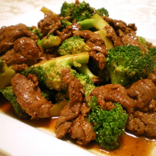 Order 110. Beef with Broccoli food online from China Bowl store, Elk Grove Village on bringmethat.com