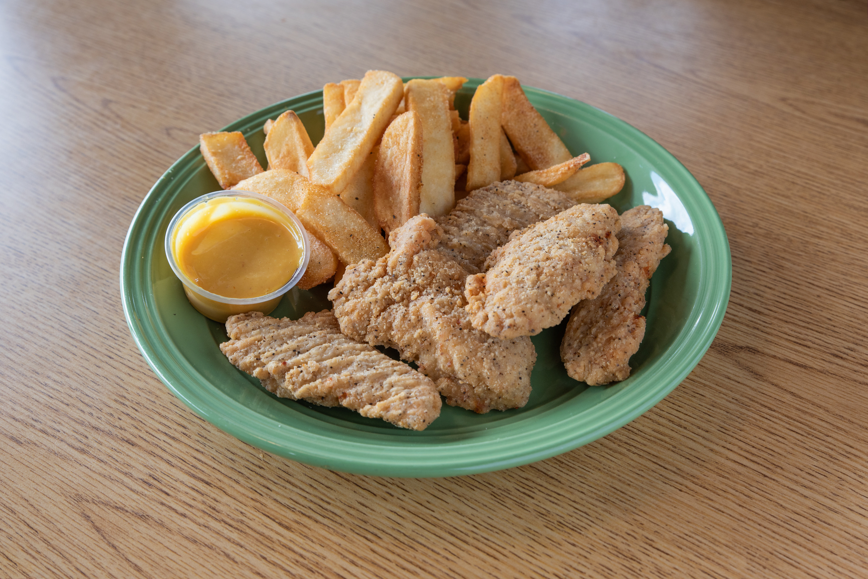 Order Chicken Tender Platter food online from Jw Sports Bar And Grill, Llc store, Jonesboro on bringmethat.com