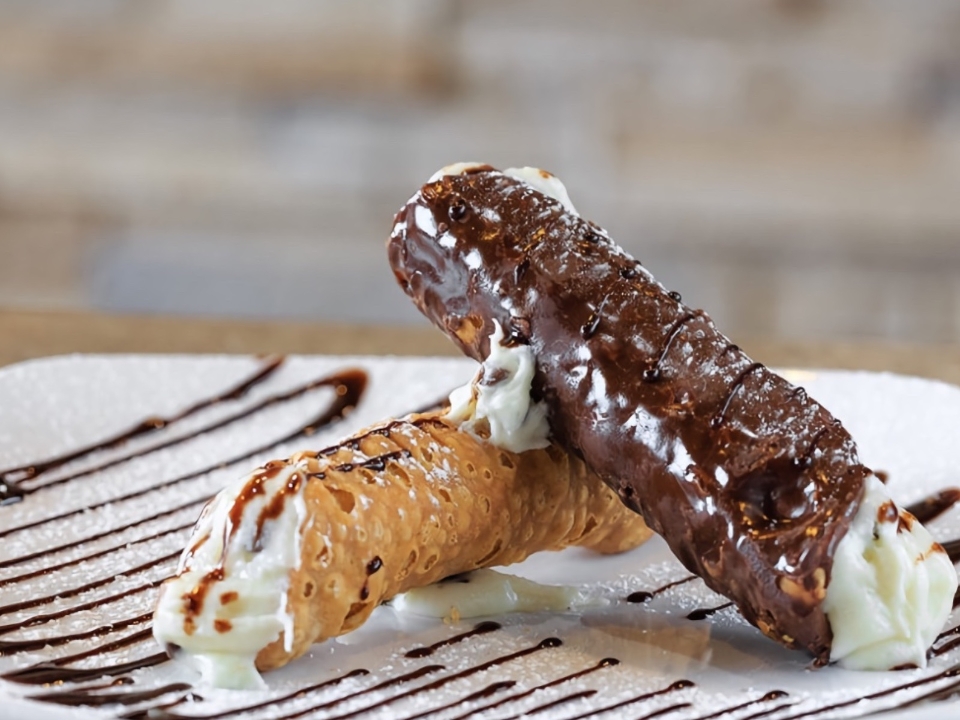 Order Cannoli food online from Palio Pizza Cafe store, Allen on bringmethat.com