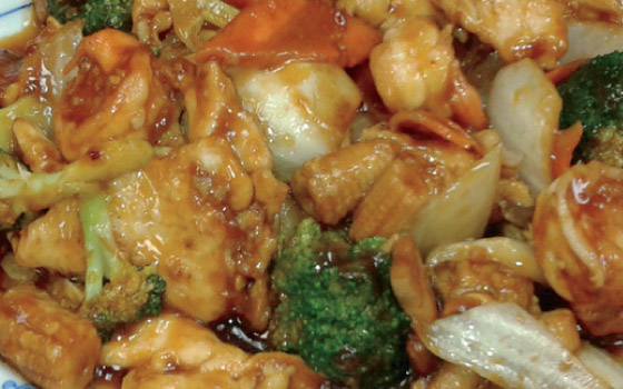 Order C8. Garlic Chicken food online from China Star Express & Grill store, Tyler on bringmethat.com