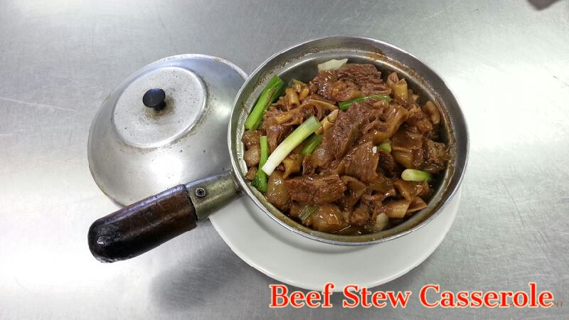 Order 20. Beef Stew Casserole Special food online from Golden Bowl store, Westmont on bringmethat.com