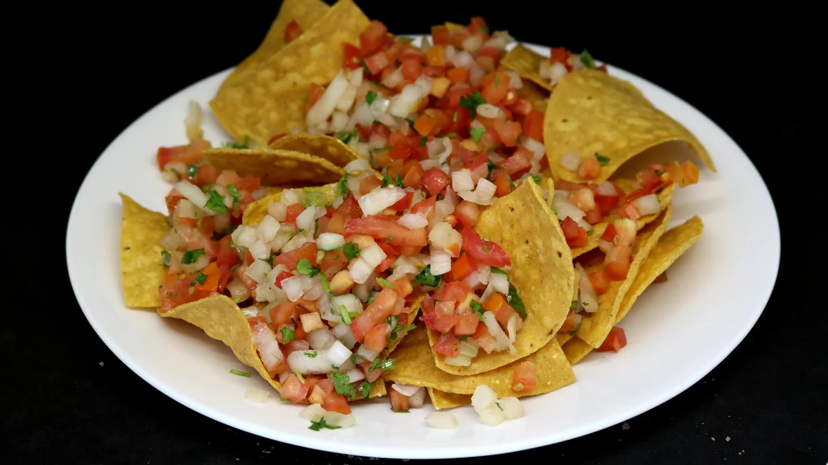 Order Chips & salsa food online from Albertaco store, San Bernardino on bringmethat.com
