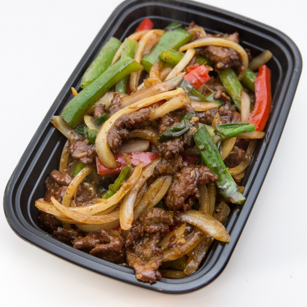 Order 53. Szechuan Style Beef food online from Hong kong cafe store, Brookline on bringmethat.com