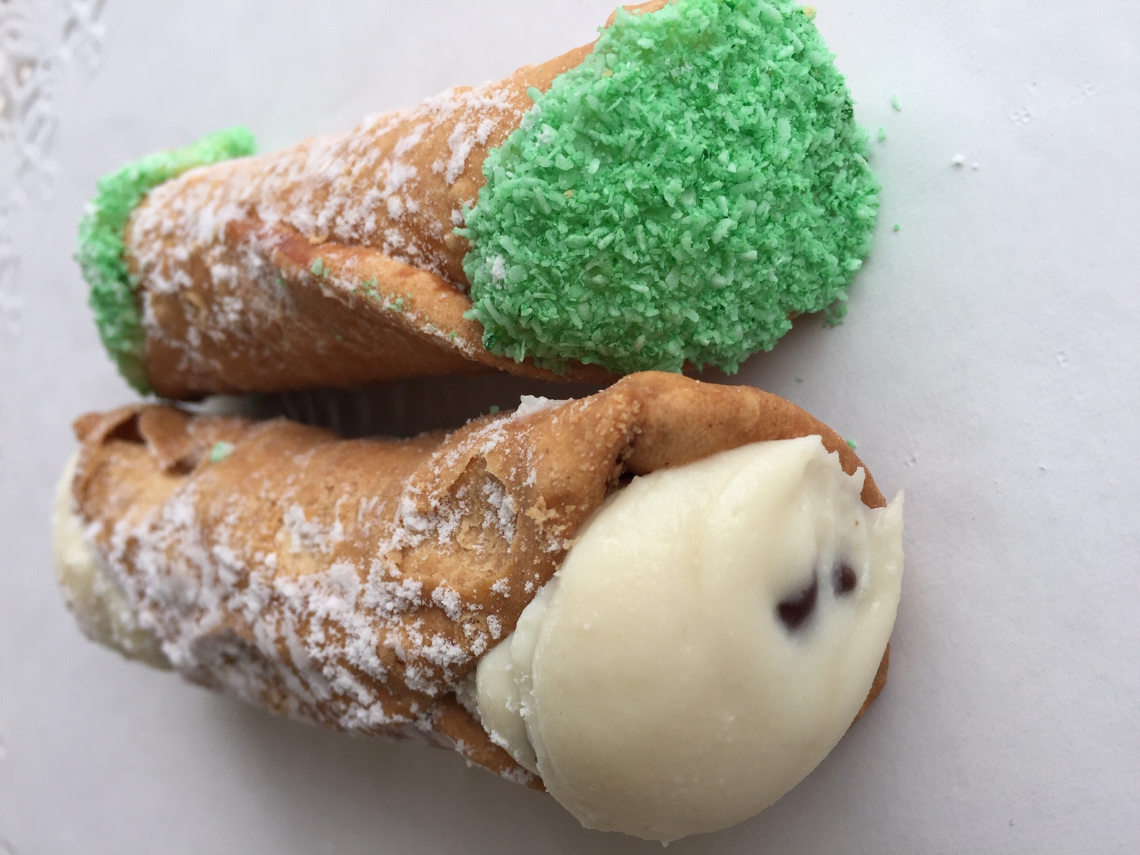 Order Cannoli food online from Savoia Pastry Shoppe store, Rochester on bringmethat.com