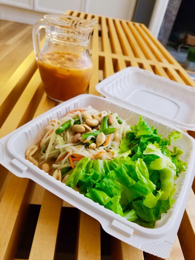Order Papaya Salad   food online from Shine Thai Cuisine store, Daly City on bringmethat.com