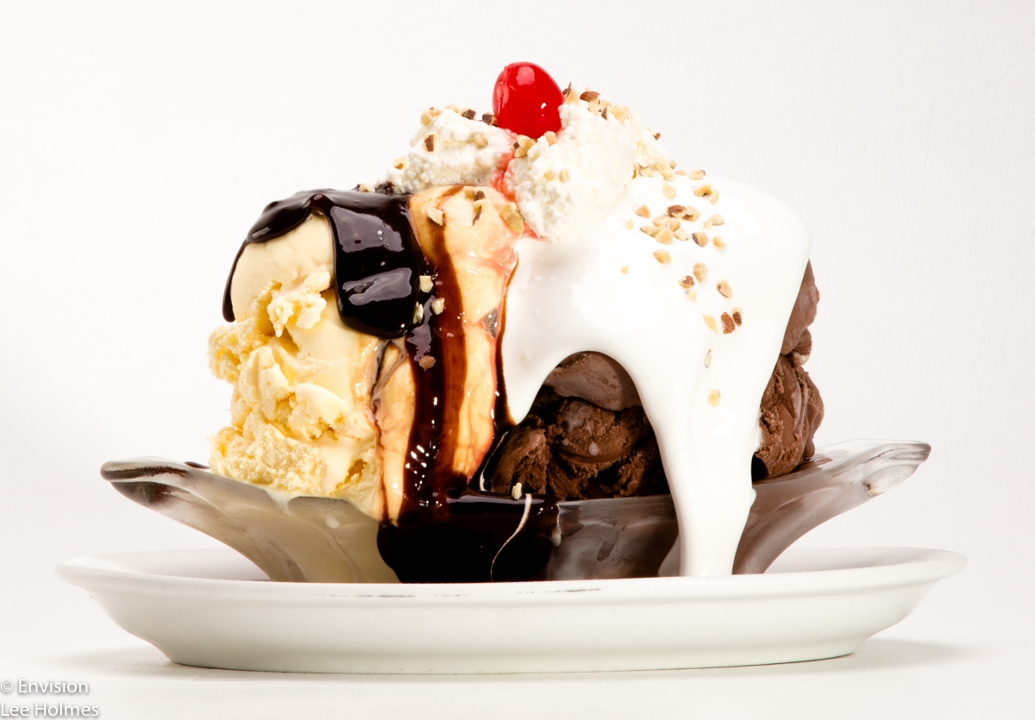 Order Black & White Boated - food online from Leatherbys Family Creamery store, Elk Grove on bringmethat.com