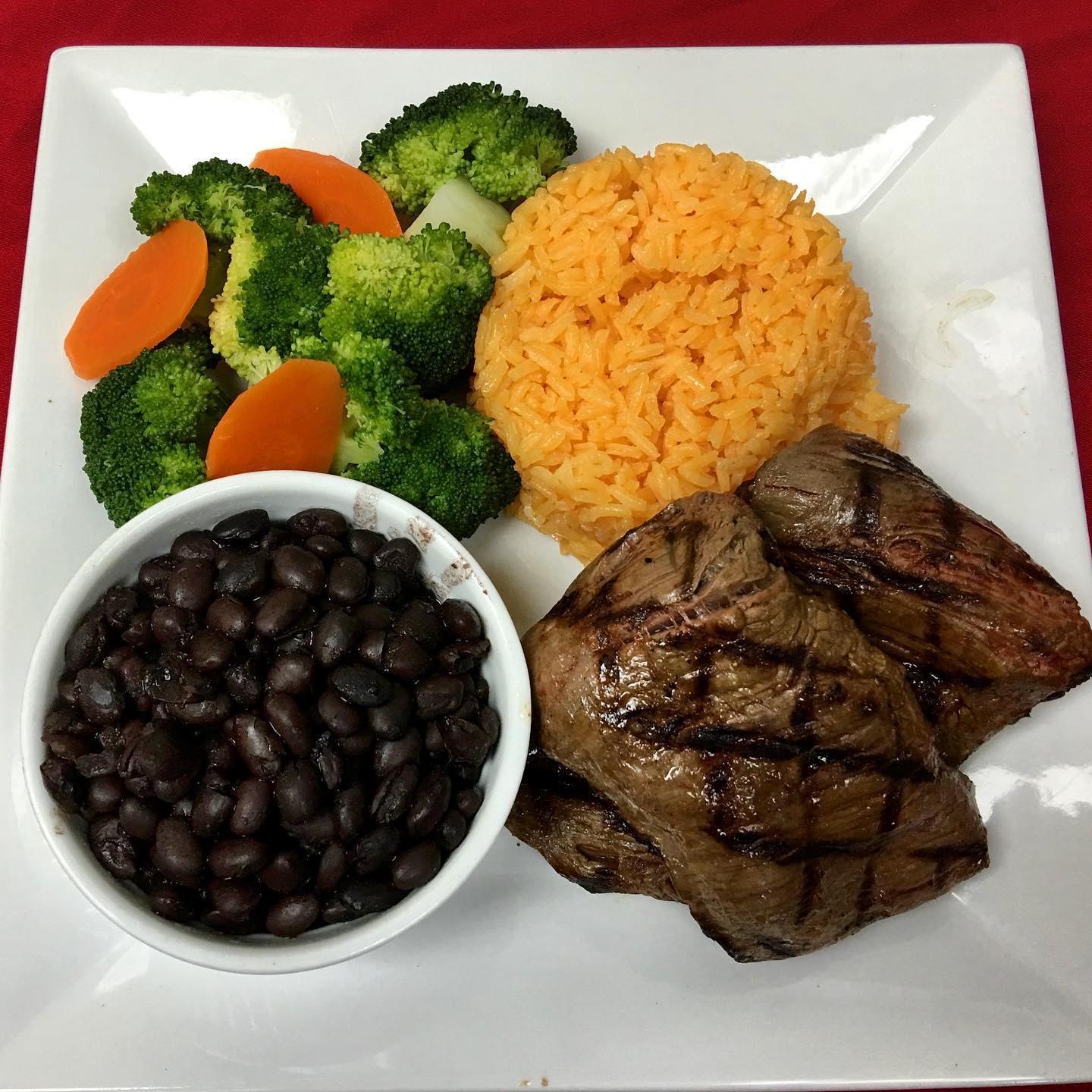 Order Grilled Skirt Steak food online from Taquitos Grill store, Merrick on bringmethat.com