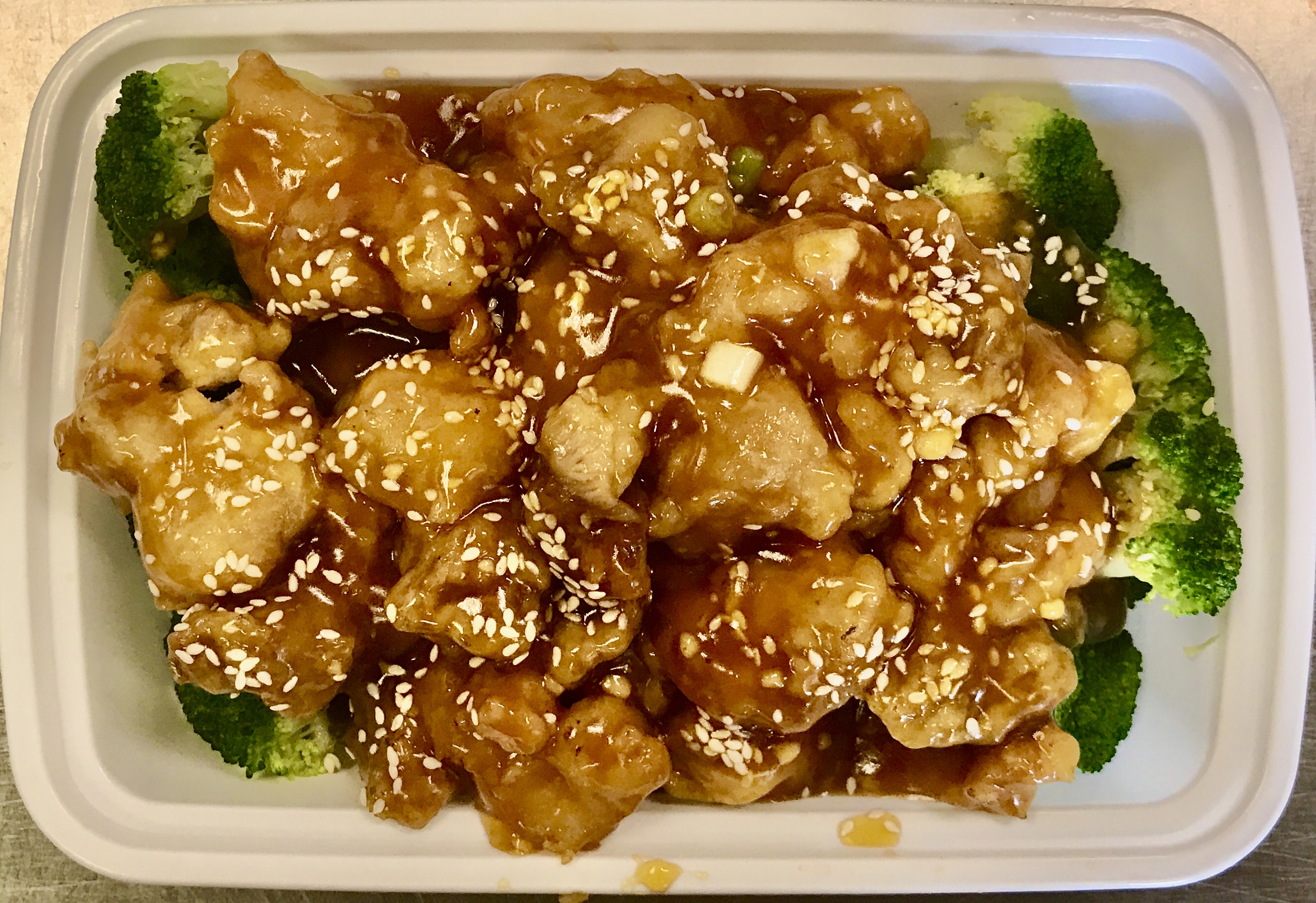 Order 88. Sesame Chicken food online from Tang's Wok store, Bedford Heights on bringmethat.com