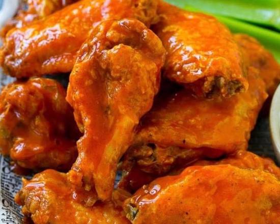 Order Chicken Wings food online from Magic Way Steak & Gyro store, Nashville on bringmethat.com