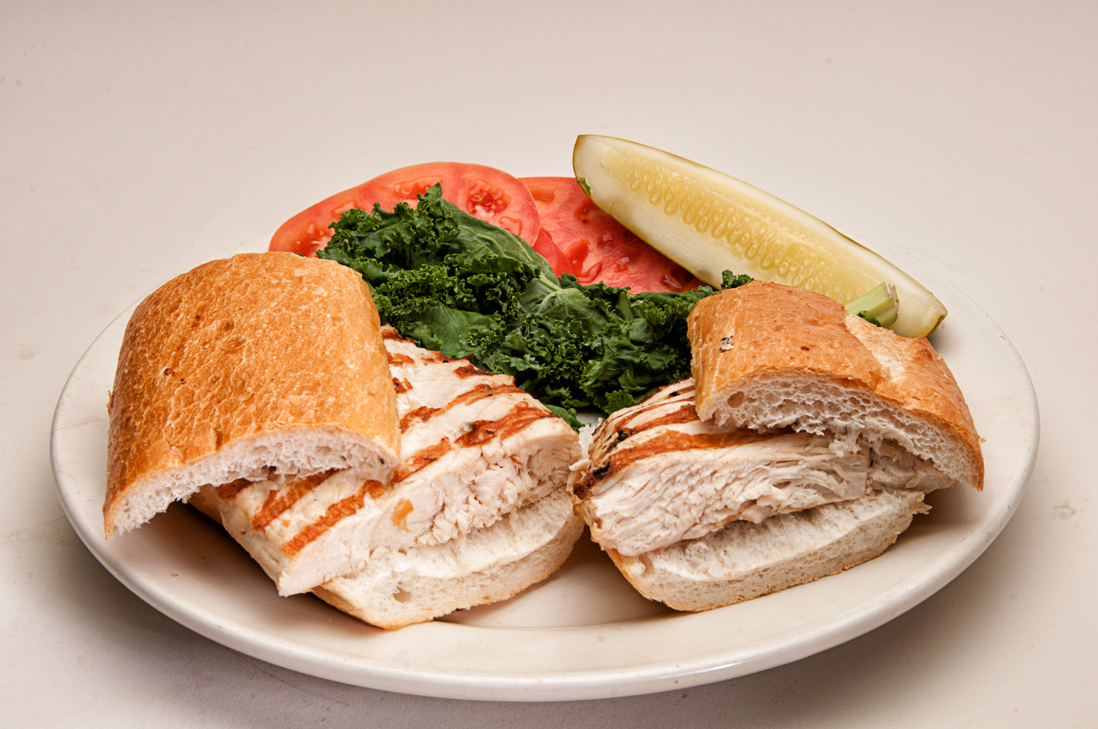 Order Grilled Chicken Sandwich food online from Barraco's Pizza store, Evergreen Park on bringmethat.com