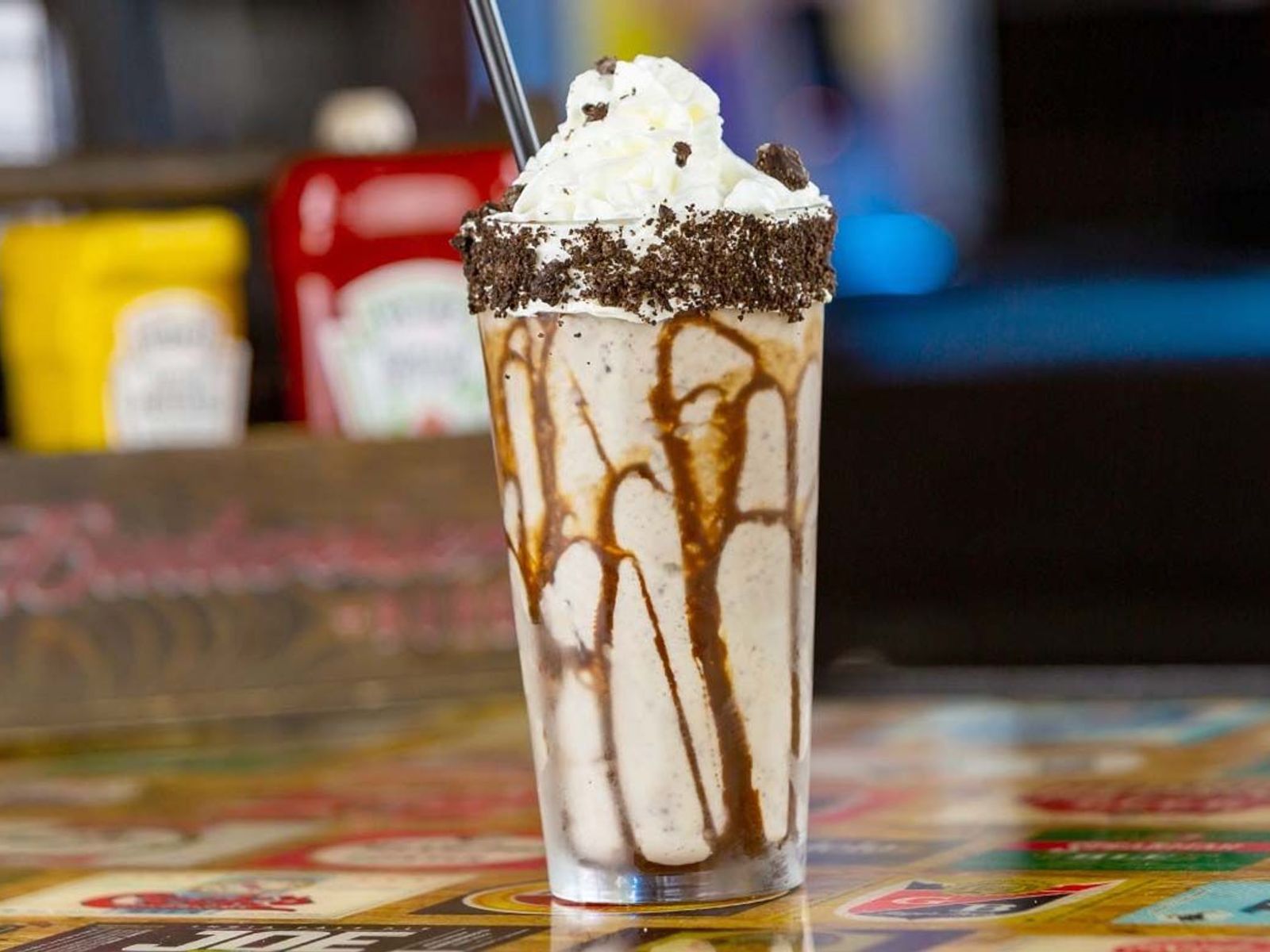 Order Oreo Shake food online from Cold Beers & Cheeseburgers store, Peoria on bringmethat.com