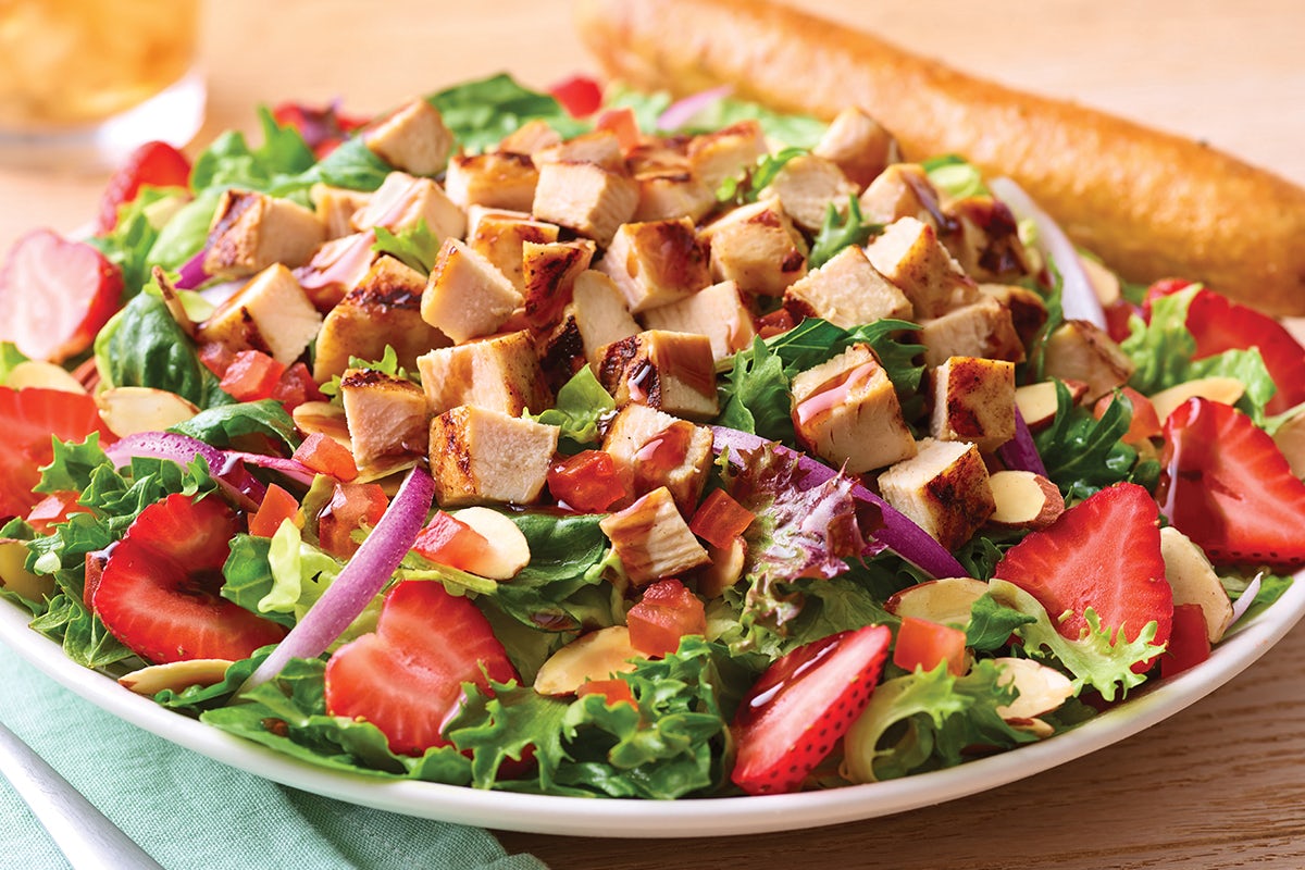 Order Strawberry Balsamic Chicken Salad food online from Applebee store, Columbus on bringmethat.com