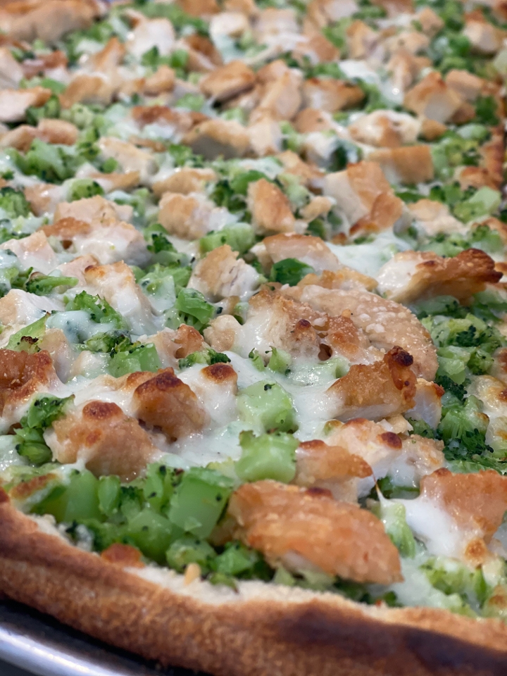 Order Chicken & Broccoli Pizza food online from Pizzabar 141 store, Woodbury on bringmethat.com