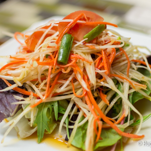 Order Papaya Salad food online from Hug Thai Cuisine store, Bellmore on bringmethat.com