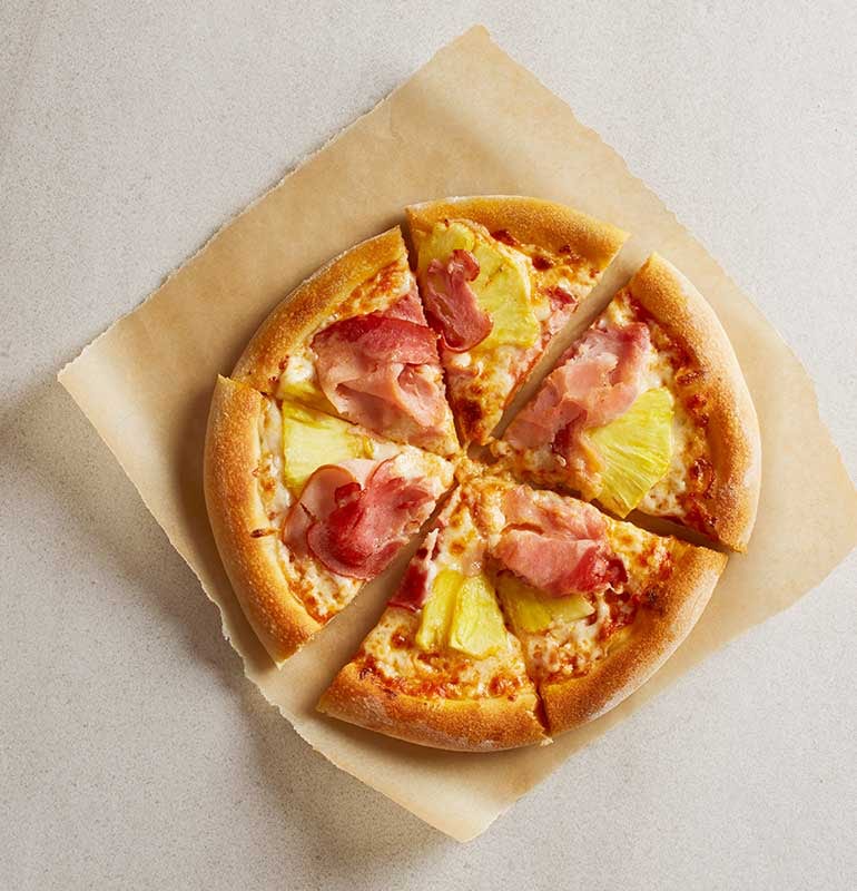 Order KIDS HAWAIIAN PIZZA food online from California Pizza Kitchen store, Hollywood on bringmethat.com