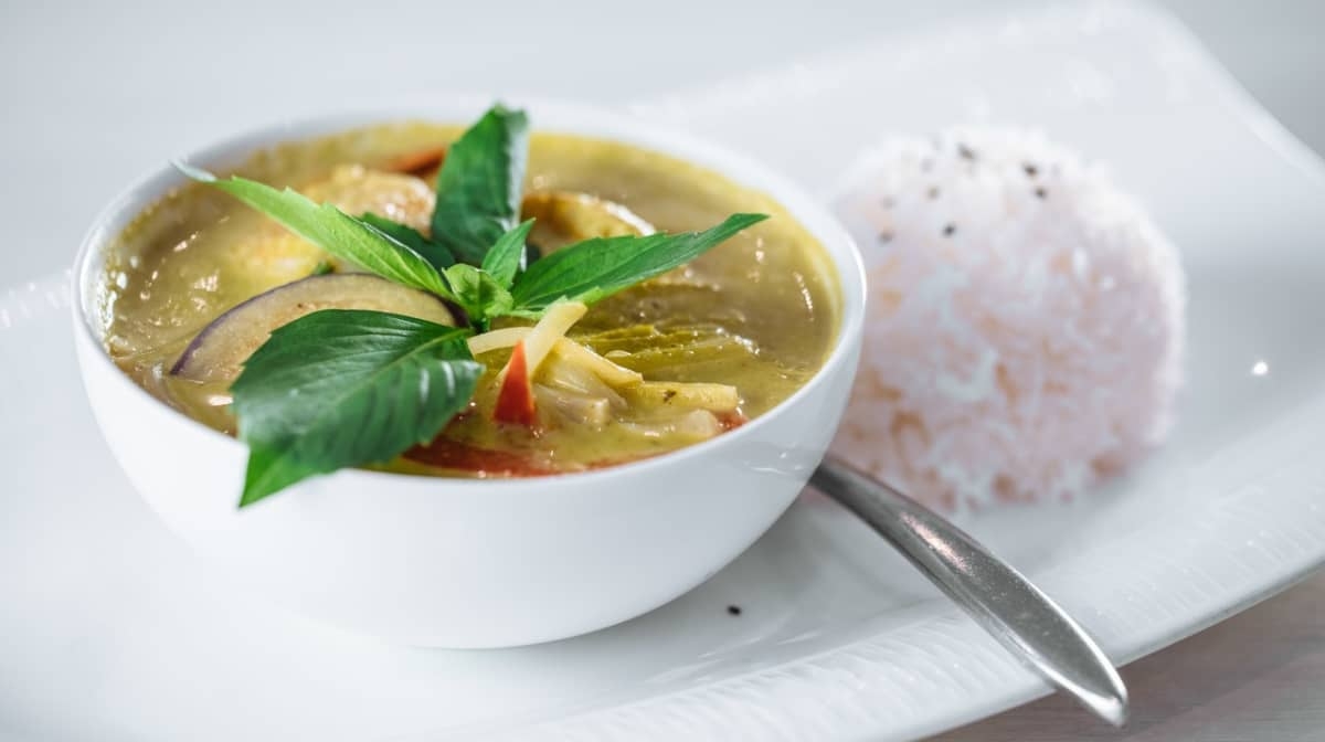 Order Green Curry food online from Asian mint store, Dallas on bringmethat.com