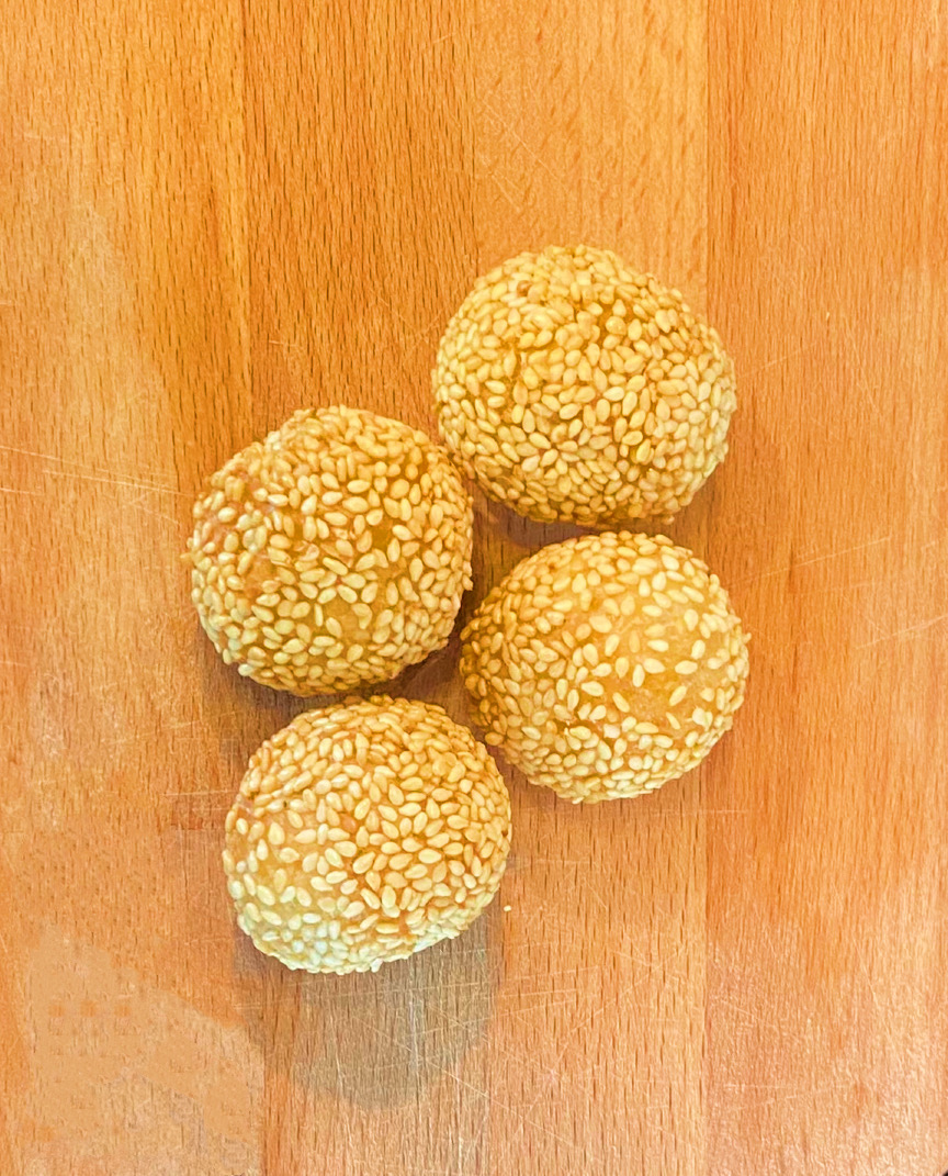 Order Sesame Balls(4pc) 芝麻球(4个) food online from 1ny Bakery & Cafe store, West Lafayette on bringmethat.com