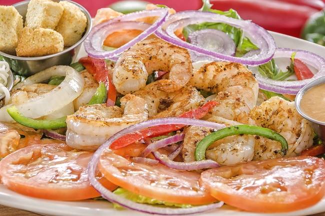 Order Papi's Salad Shrimp food online from Papi Cuban store, Kennesaw on bringmethat.com