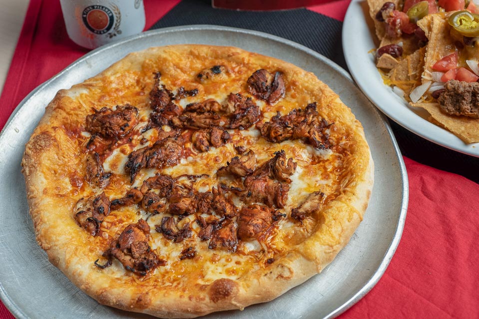 Order Spicy Buffalo Chicken Pizza food online from Calloway Sports Bar & Grill store, West Columbia on bringmethat.com