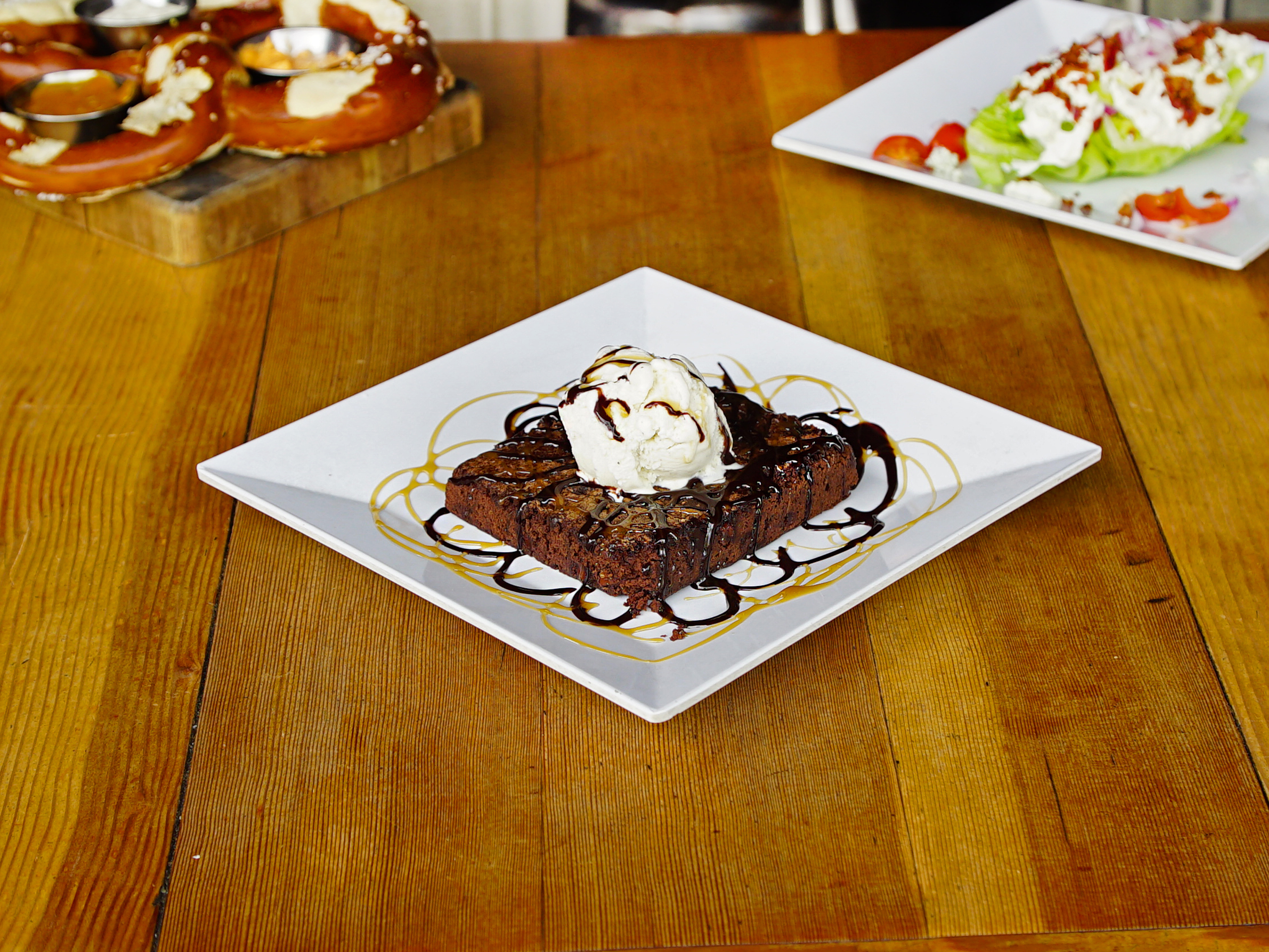 Order Brownie Sundae food online from Stout Burger store, Palm Springs on bringmethat.com