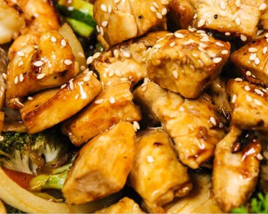Order Hibachi Chicken food online from Wu's Garden store, Upper Leacock on bringmethat.com
