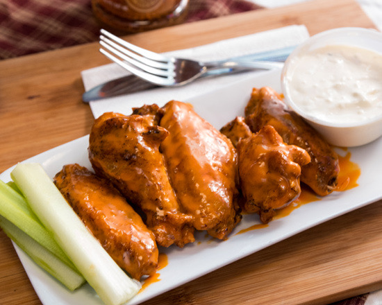 Order Wings food online from Mel's Pizza Eatery store, Aston on bringmethat.com