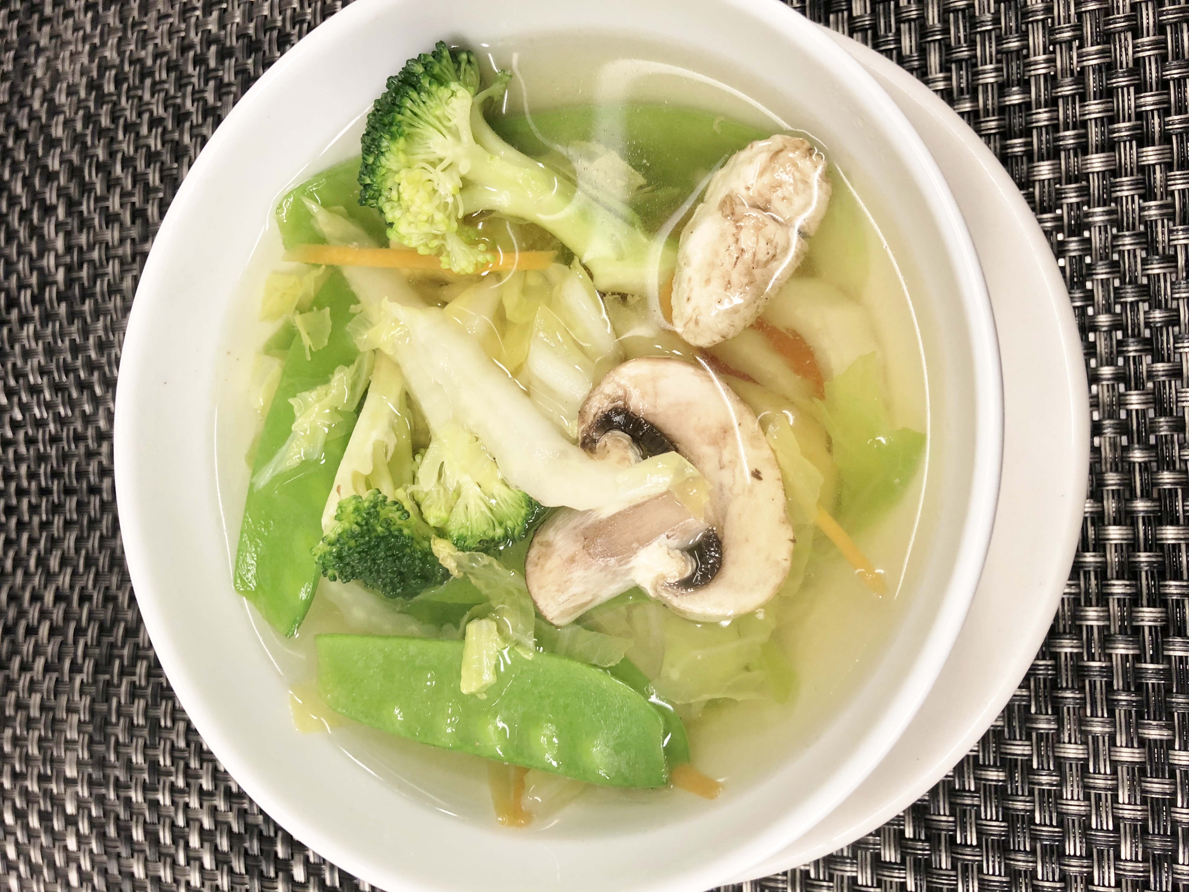 Order Vegetable Soup food online from Jin 28 store, Carol Stream on bringmethat.com