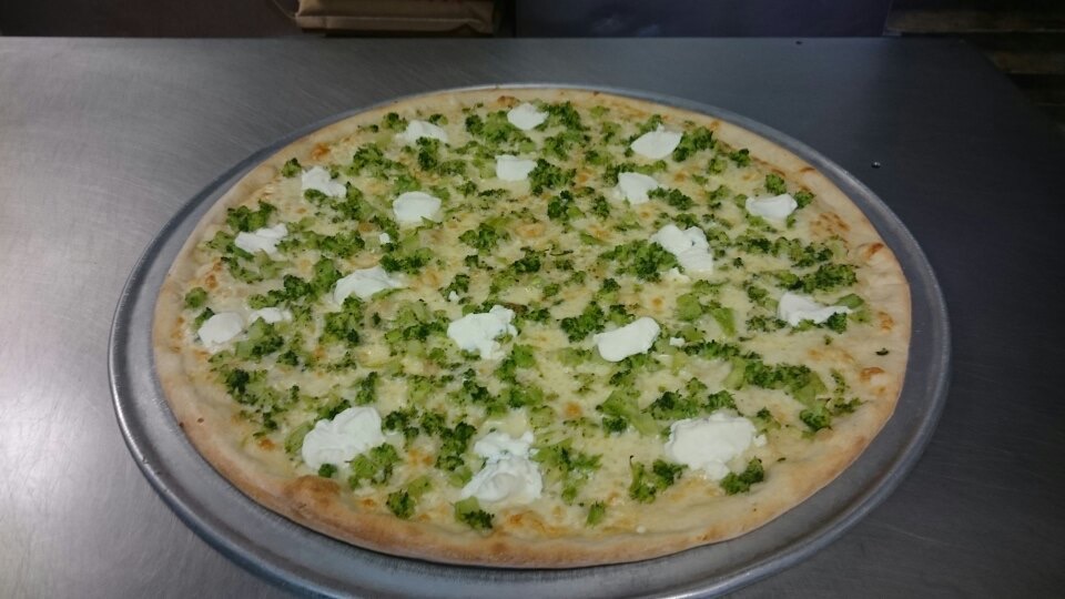 Order White Broccoli Pizza food online from Madison's Pizza store, Albany on bringmethat.com