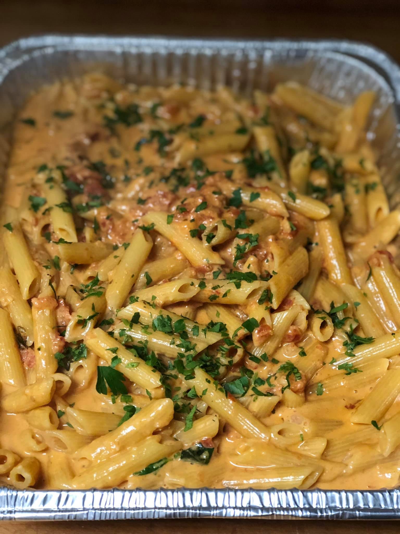 Order L11 - Penne & Vodka Sauce Lunch - Lunch food online from Gino's Pizzeria store, Staten Island on bringmethat.com