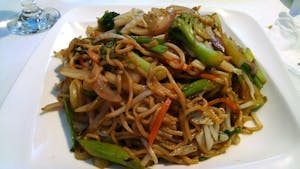 order online - Vegetable Lo Mein from Sushi Asia Gourmet on bringmethat.com