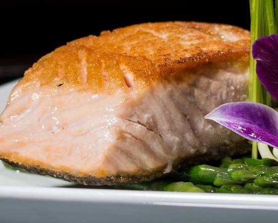 Order Hibachi Salmon Dinner food online from Sushi Osawa store, Norcross on bringmethat.com