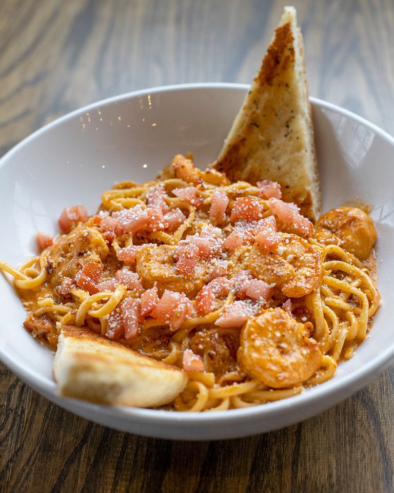 Order Chipotle Shrimp Linguini food online from Paisans Pizzeria store, Brookfield on bringmethat.com
