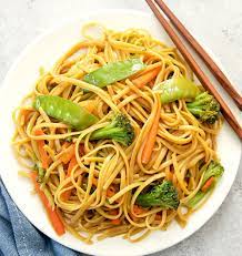 Order Small Lo Mein food online from New China Buffet store, Melrose Park on bringmethat.com