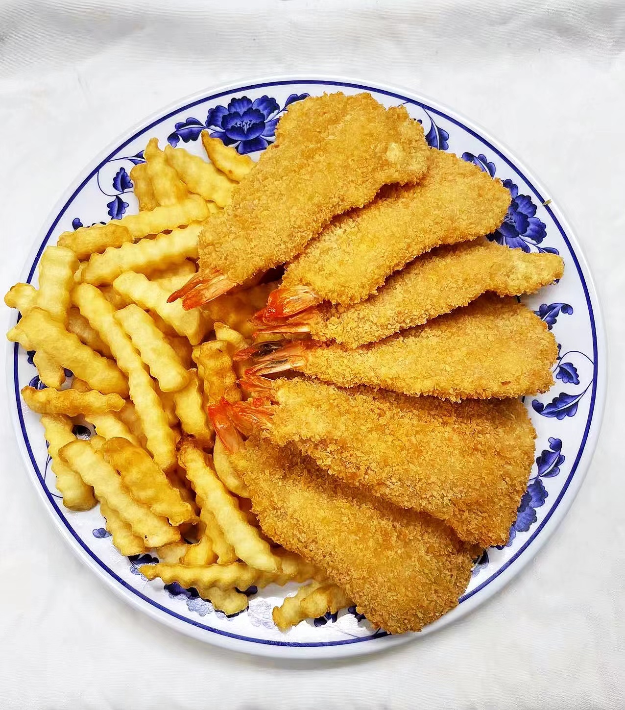 Order Jumbo shrimp Basket (6)with French Fries food online from Hunan Diamond store, Columbia on bringmethat.com
