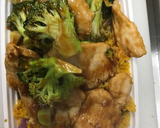 Order Chicken with Broccoli Combo food online from China Pavilion store, Rio Grande on bringmethat.com