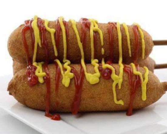 Order 2 BEEF CORN DOGS & CHIPS  food online from Everything On A Stick store, Riverdale on bringmethat.com