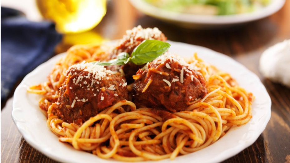 Order Spaghetti with Meat Sauce or Meatballs Pasta food online from Caeser Italian Restaurant store, Nashville on bringmethat.com